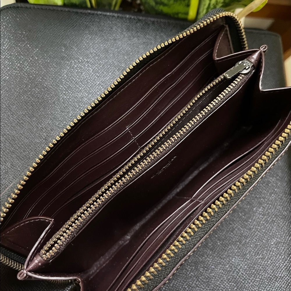 Coach - medium sized accordion wallet - Picture 7 of 9